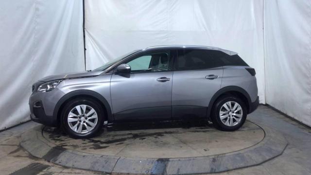 Peugeot 3008 image 1