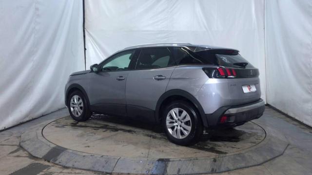 Peugeot 3008 image 2