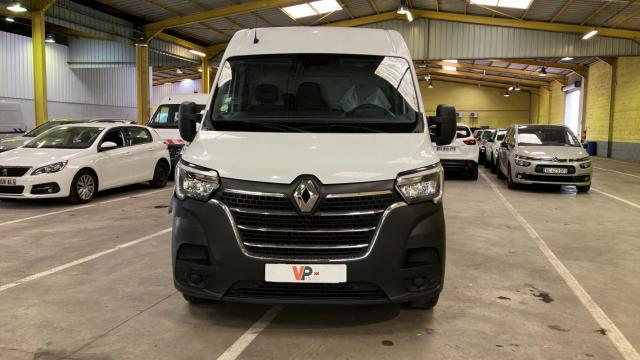 Renault Master image 1