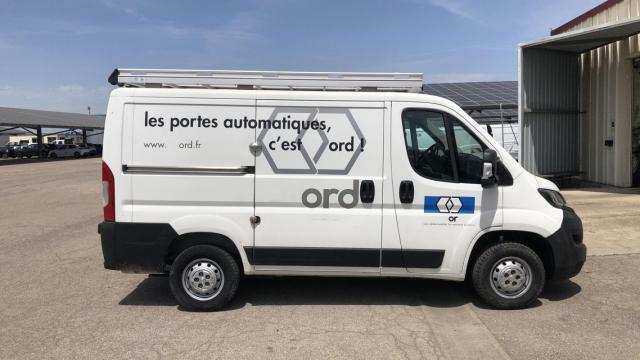 Peugeot Boxer image 1