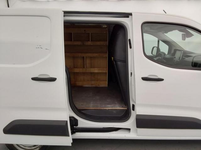 Peugeot Partner image 1
