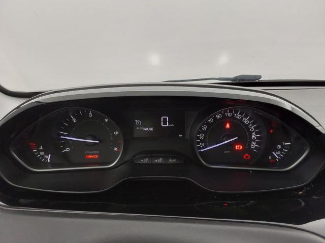 Peugeot 208 image 2