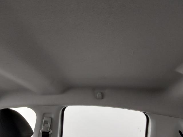 Peugeot 208 image 8