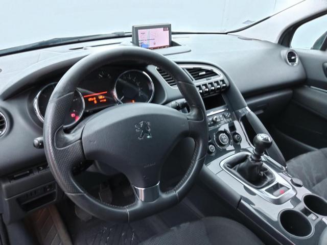 Peugeot 3008 image 3