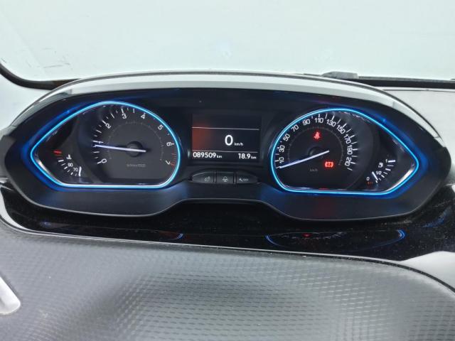 Peugeot 2008 image 4