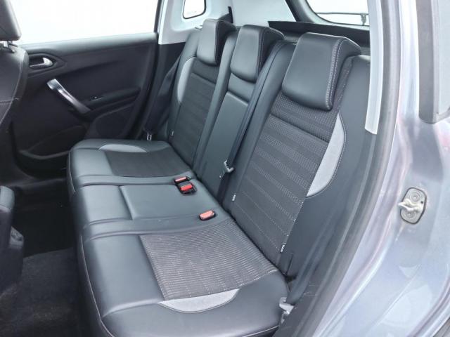 Peugeot 2008 image 1