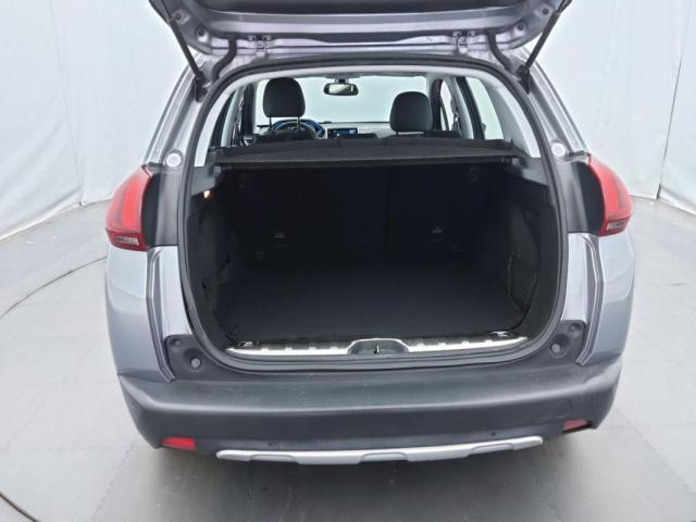 Peugeot 2008 image 3