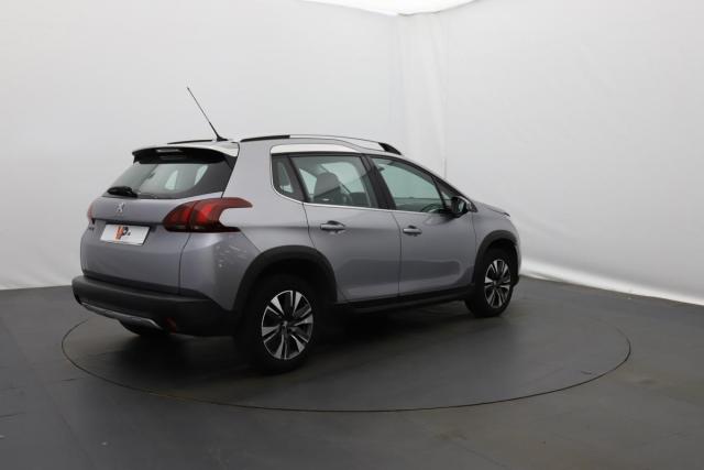 Peugeot 2008 image 7