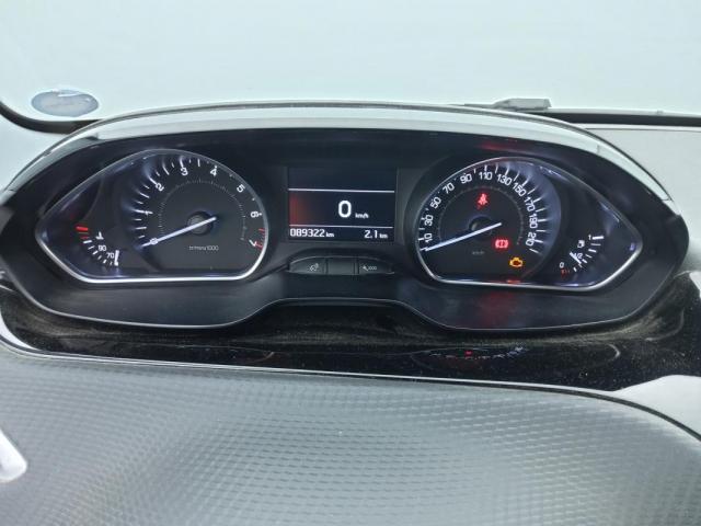Peugeot 2008 image 7