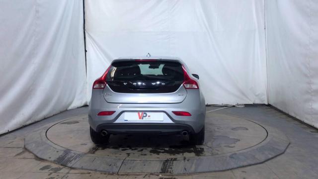 Volvo V40 image 5