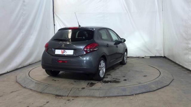 Peugeot 208 image 4