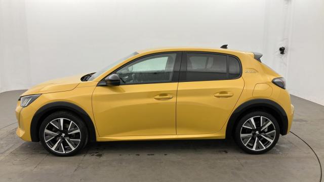 Peugeot 208 image 7