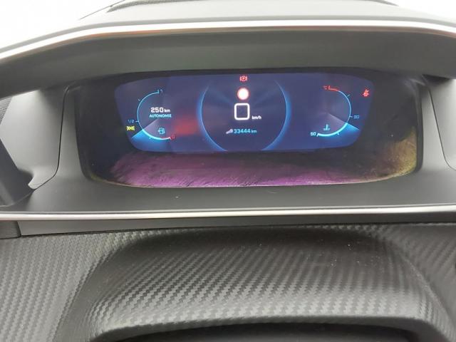 Peugeot 208 image 2