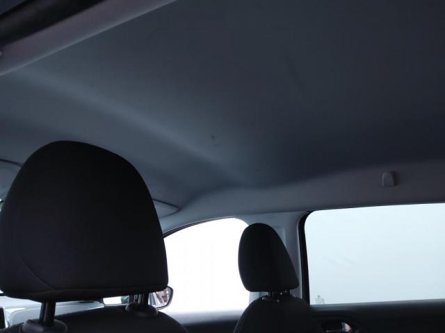 Peugeot 2008 image 7