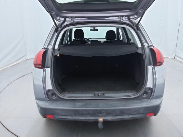 Peugeot 2008 image 3