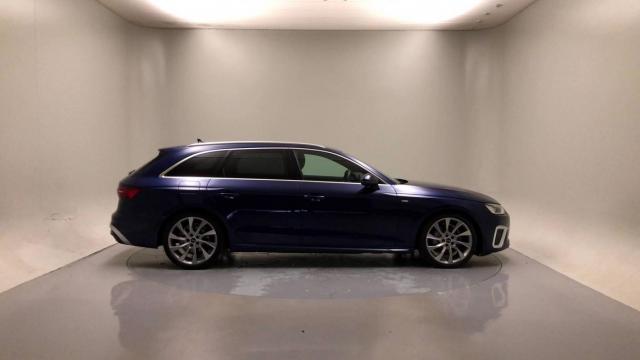 Audi A4 Avant image 8