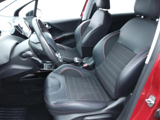 Peugeot 2008 image 5