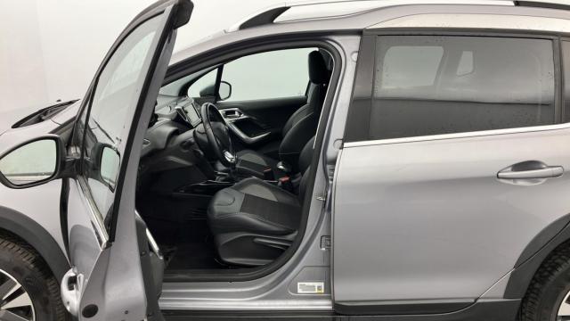 Peugeot 2008 image 1