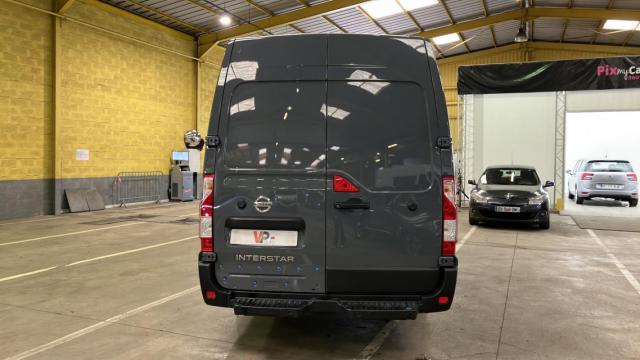 Nissan Interstar image 2