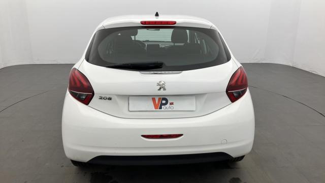 Peugeot 208 image 7
