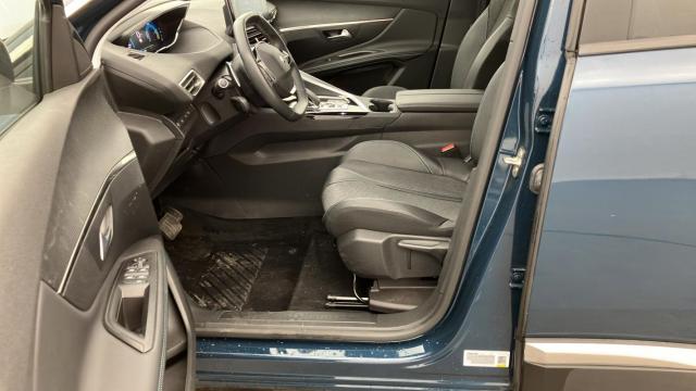 Peugeot 3008 image 7
