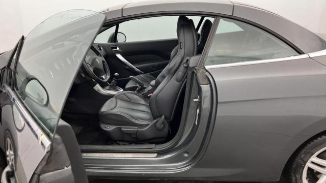 Peugeot 308 Cc image 2