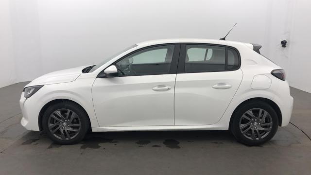 Peugeot 208 image 6