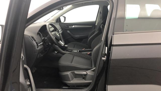 Skoda Karoq image 8