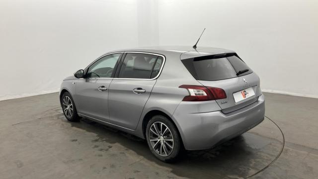 Peugeot 308 image 1