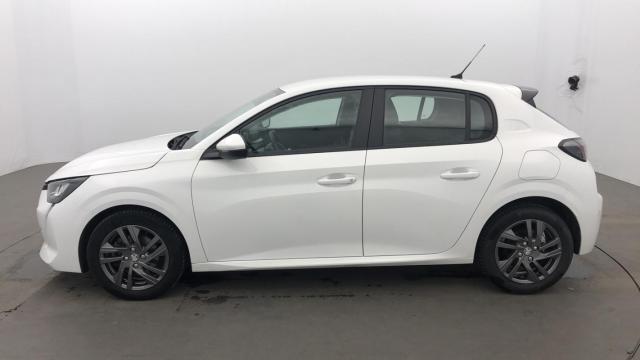 Peugeot 208 image 7