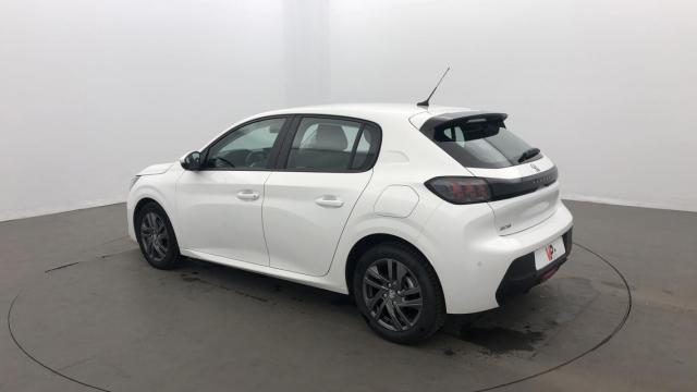 Peugeot 208 image 6