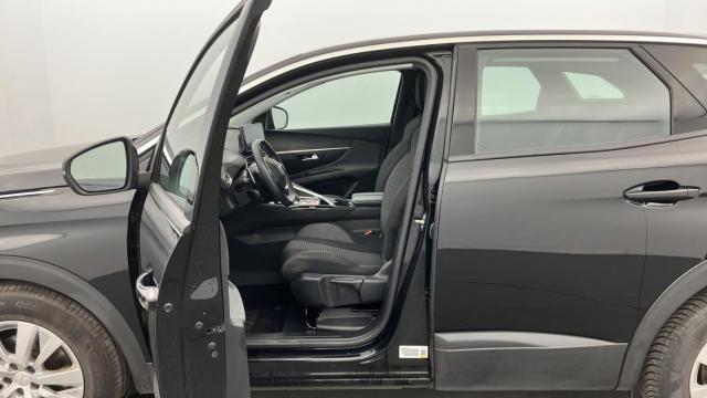 Peugeot 3008 image 8