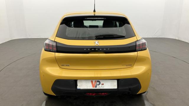 Peugeot 208 image 6