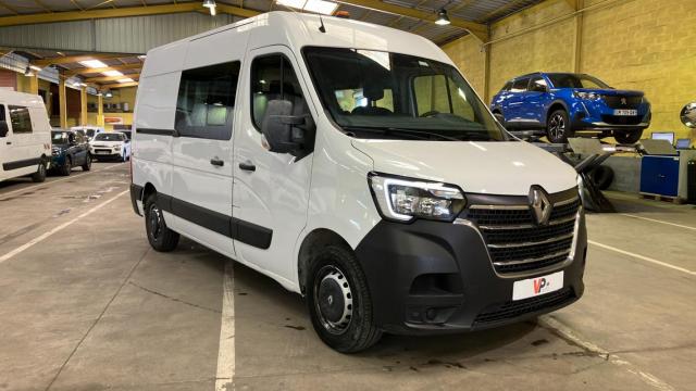 Renault Master image 2