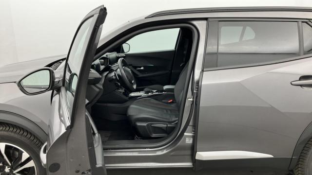 Peugeot 2008 image 5
