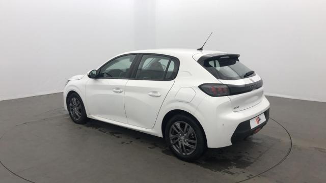 Peugeot 208 image 2