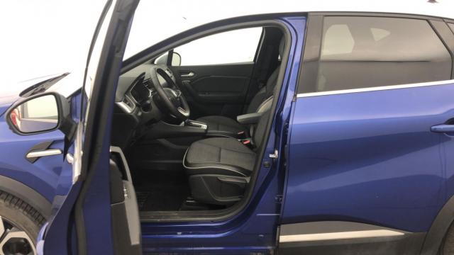 Renault Captur image 3
