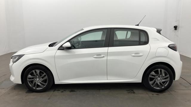 Peugeot 208 image 4