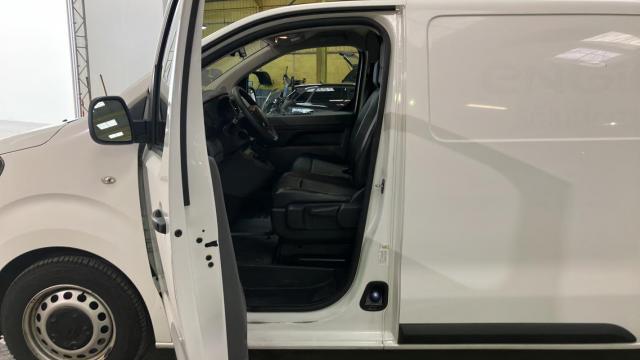 Citroen Jumpy image 2