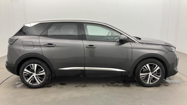 Peugeot 3008 image 3