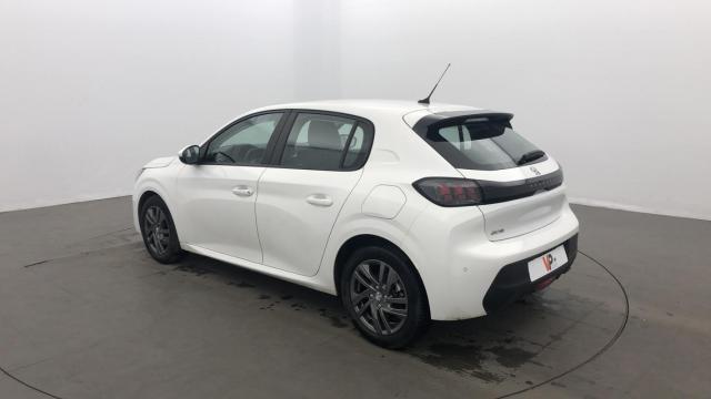 Peugeot 208 image 1