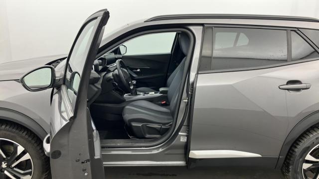 Peugeot 2008 image 4