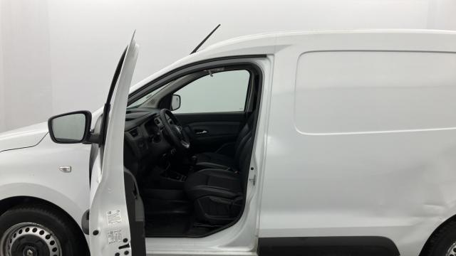 Renault Express Van image 7