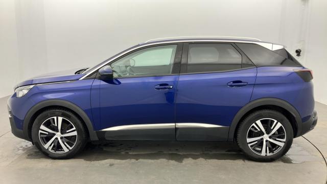 Peugeot 3008 image 2