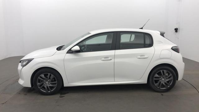 Peugeot 208 image 2