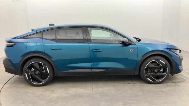 Peugeot 408 image 2