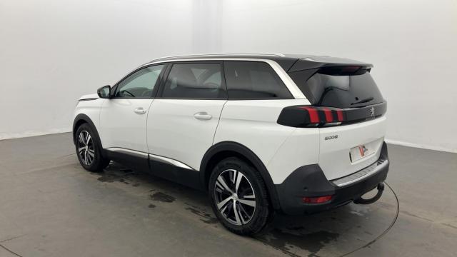 Peugeot 5008 image 4