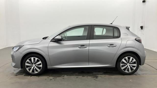 Peugeot 208 image 5