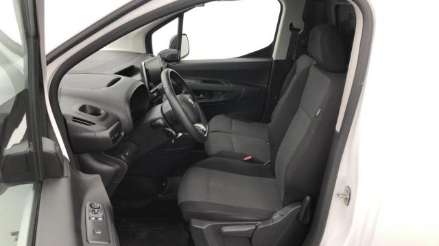 Toyota Proace City image 8