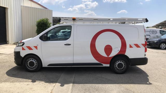 Citroen Jumpy image 2